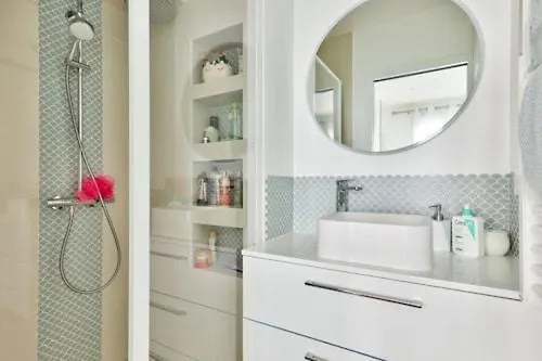 Daire Paris9 *